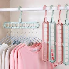 9-Hole Clothes Hanger